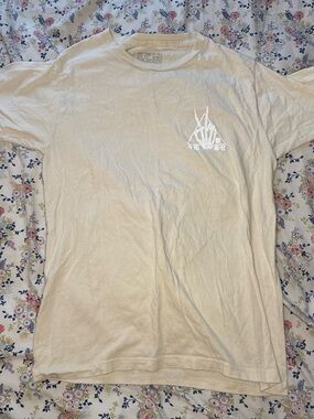 T.J.Maxx Men's Cream Short-Sleeve Graphic Tee
